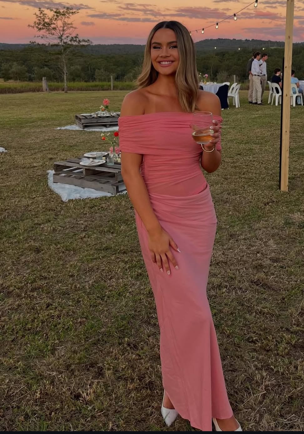 Nico off the shoulder Size 10